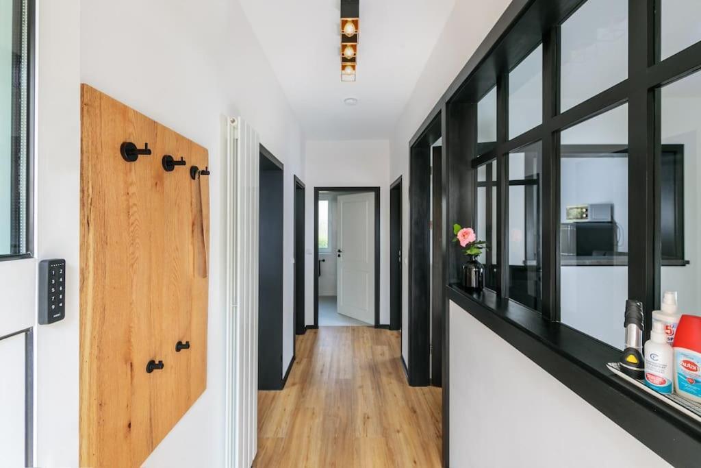 Charmantes Townhaus Mit Garten, W-Lan & Netflix Potsdam Kültér fotó