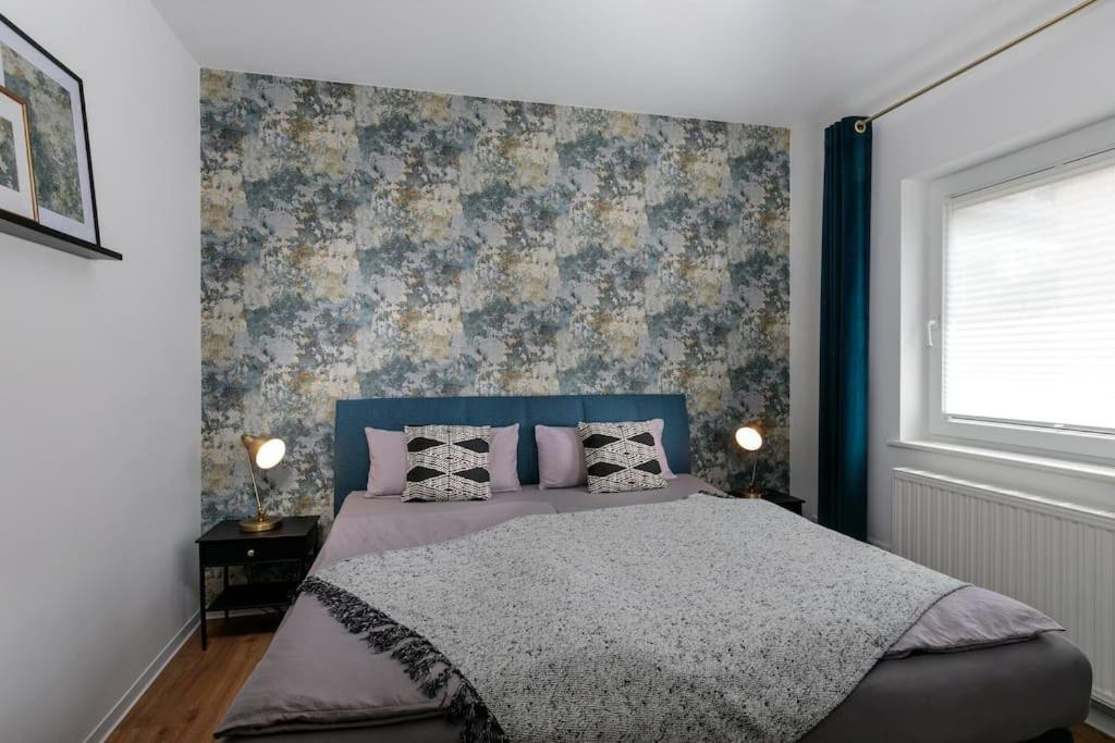 Charmantes Townhaus Mit Garten, W-Lan & Netflix Potsdam Kültér fotó